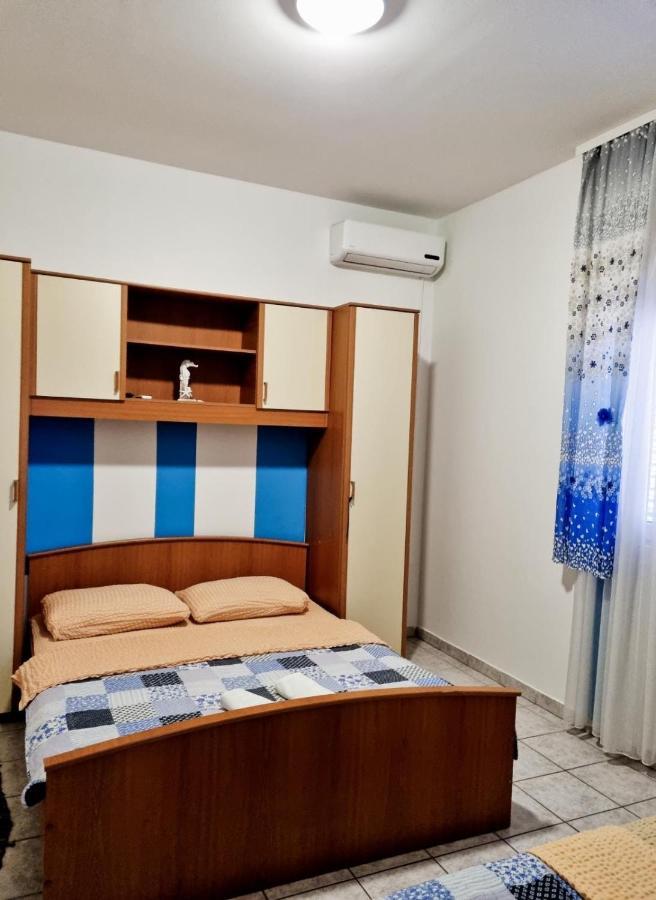 Apartmani Anitas Gradac  Luaran gambar